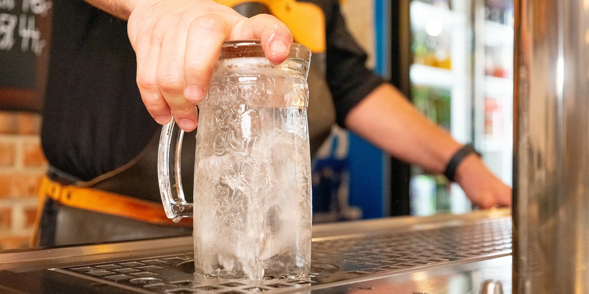 Uhaste žízeň metrem piv: 10 půllitrů světlého ležáku Kozel 11°
