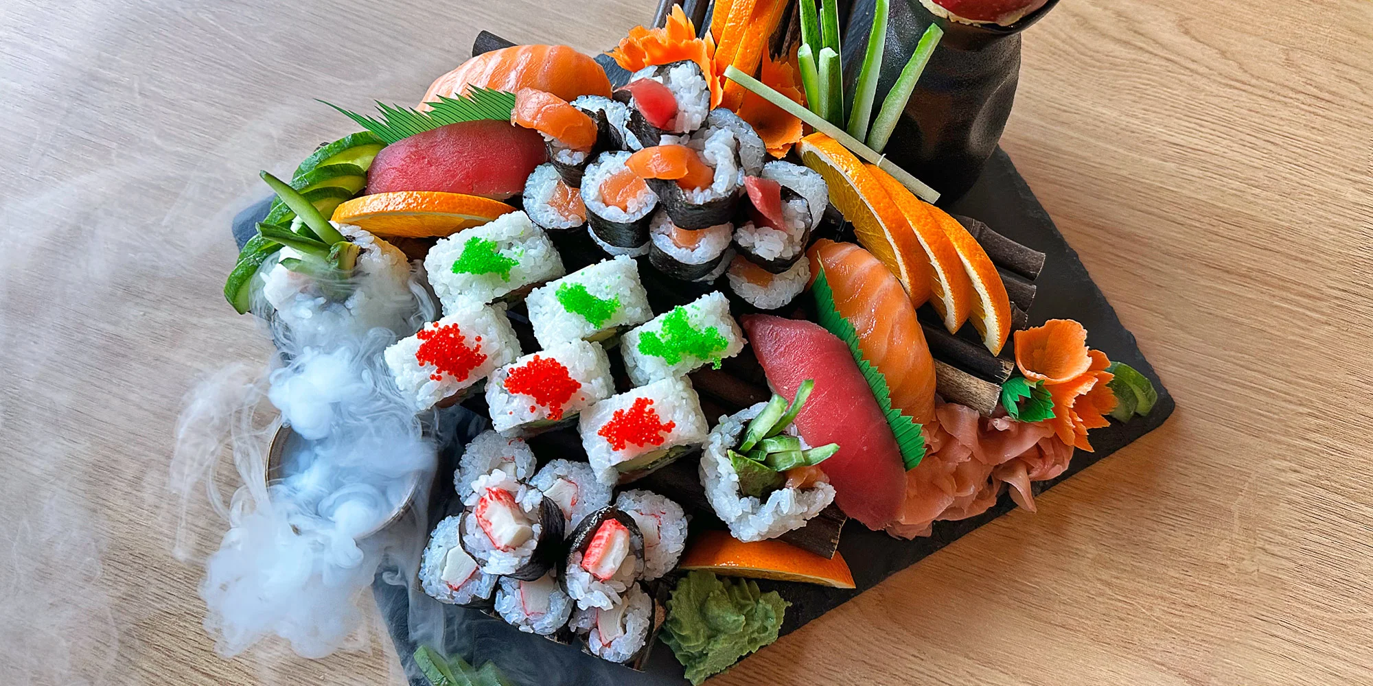 Sushi sety v nové asijské restauraci: 38–76 ks, losos, tuňák, avokádo i smažené krevety