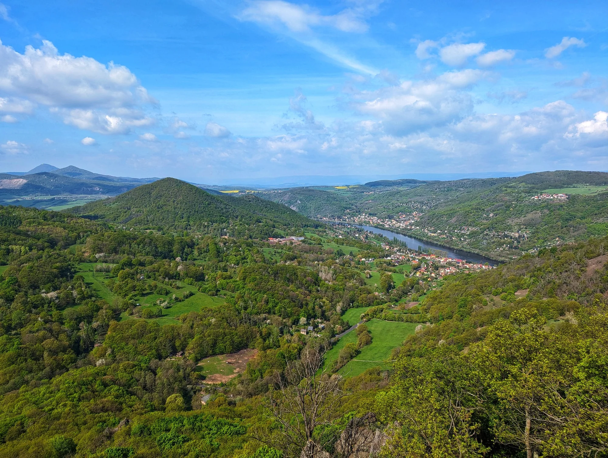 Krásné pokoje u Ústí nad Labem se snídaní až pro 4 osoby