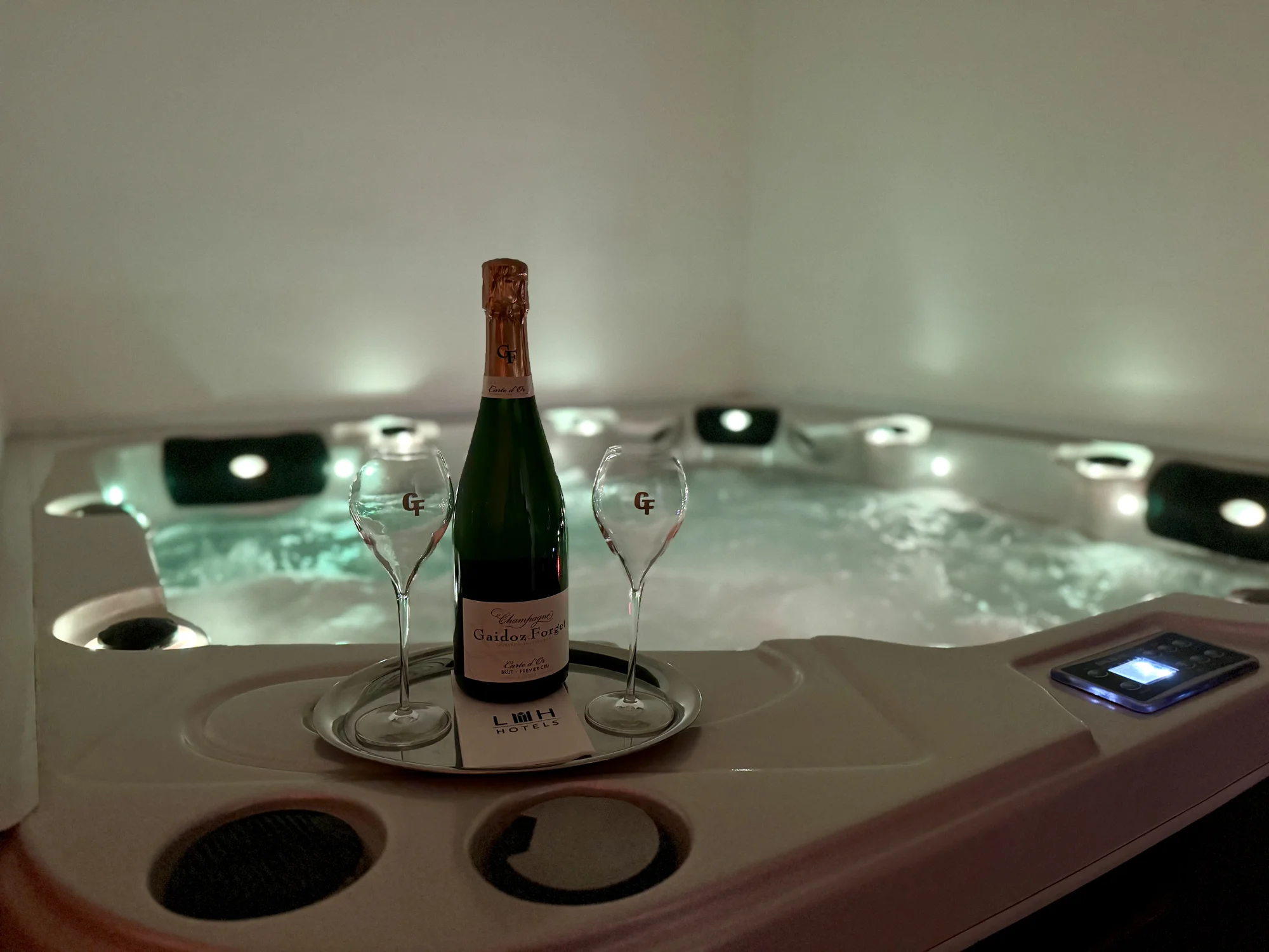 Privátní wellness pro dva v centru Kutné Hory: relax ve vířivce nebo i v sauně