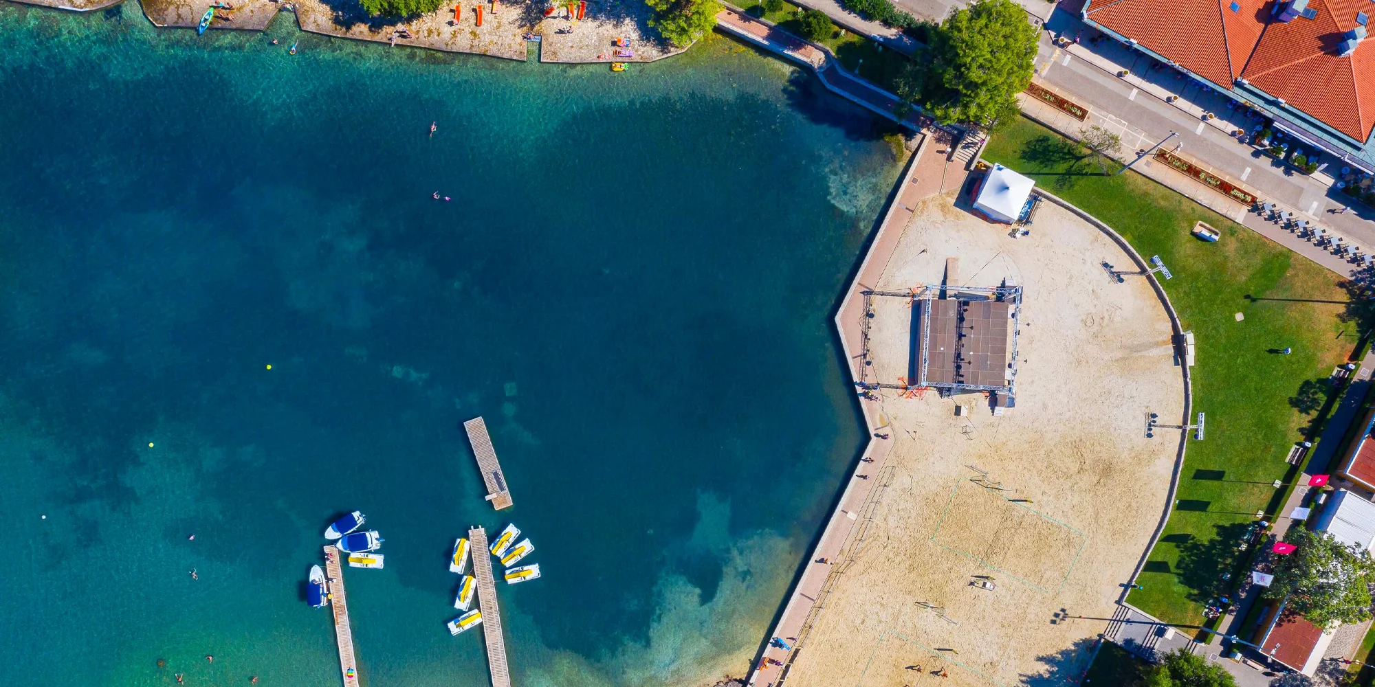 Dovolená v Poreči přímo u moře: polopenze, pobyt pro dítě do 11,9 let zdarma, bazény