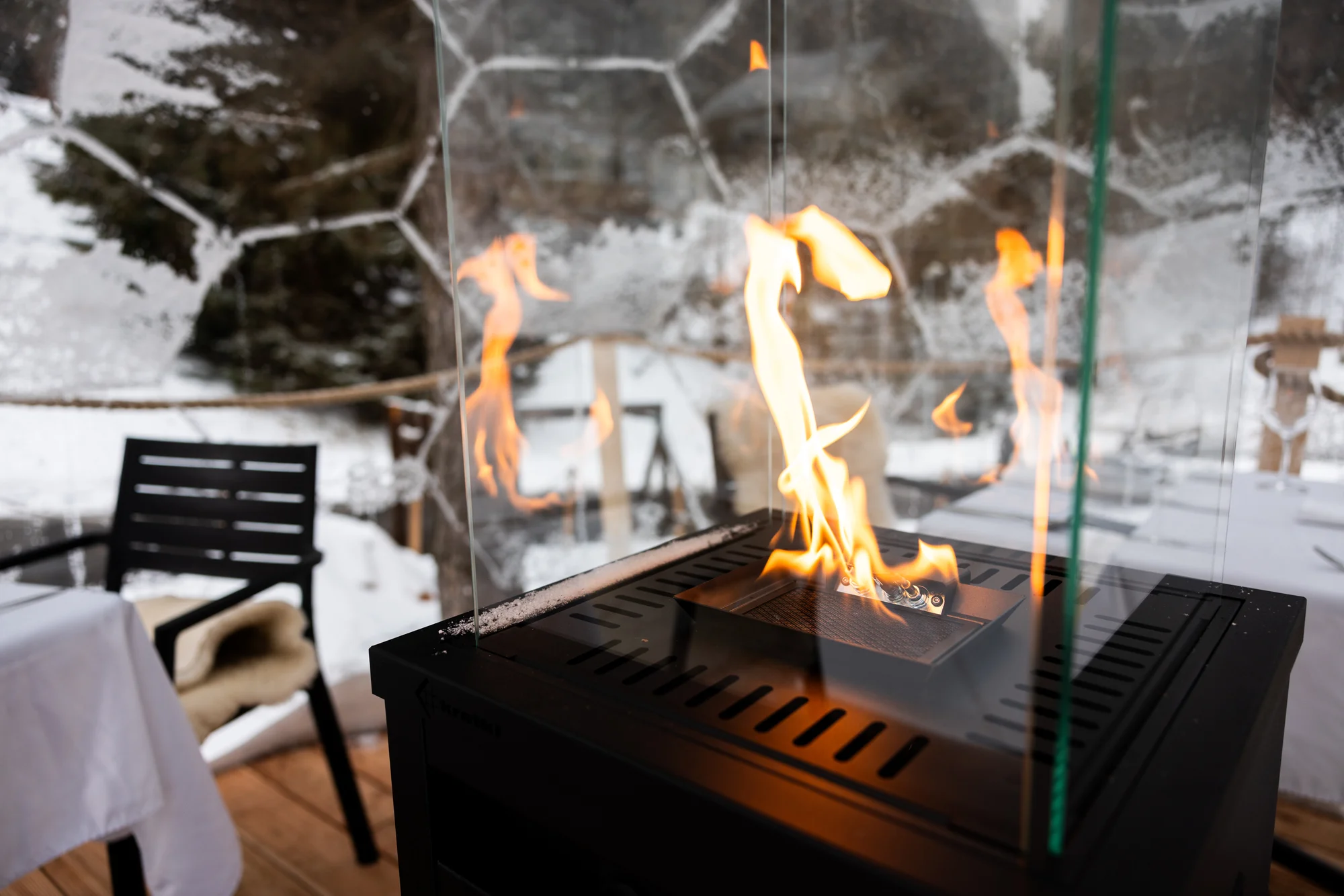 Čtyřchodové menu v iglú restaurace Končina pro 2–6 osob