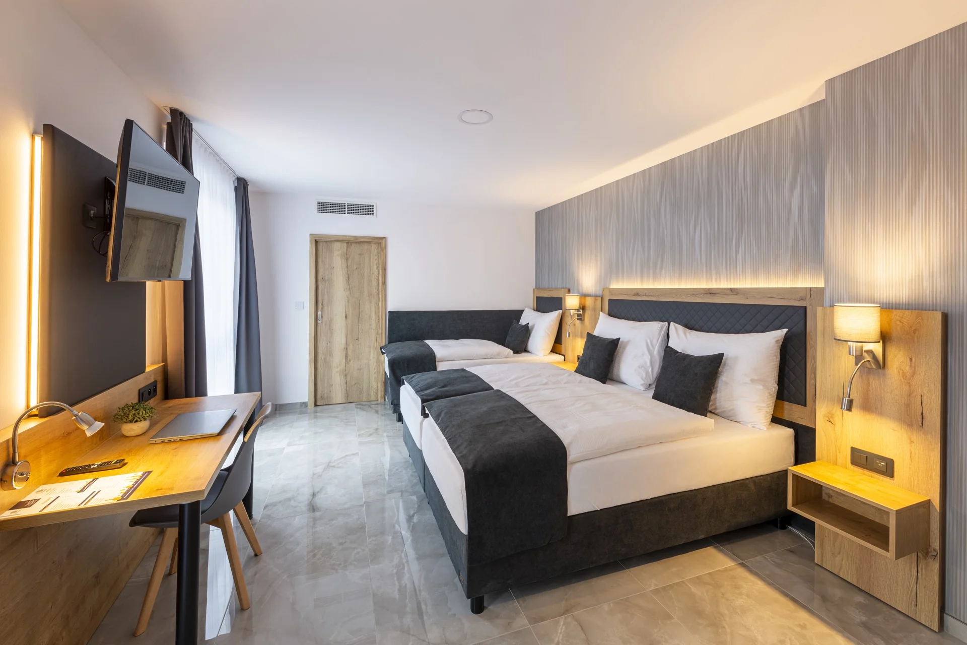 Pobyt v Brandýse nad Labem: moderní hotel i včetně snídaní na pokoj