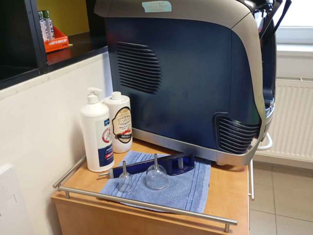 Laserová lipolýza či EMS Pelvic Plate: redukce tuku a celulitidy i zpevnění svalů pánevního dna