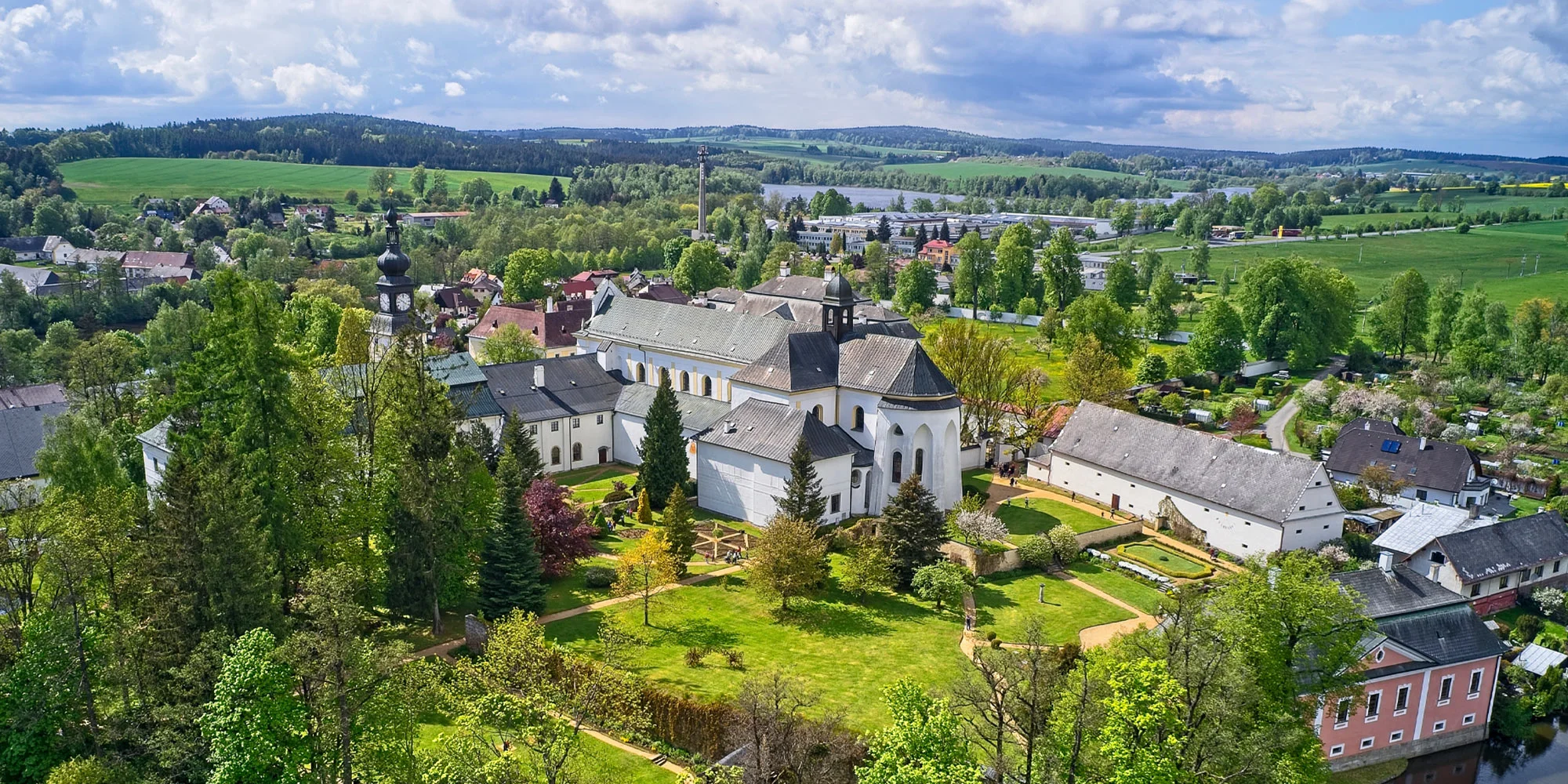 Zámecká romantika ve Žďáru nad Sázavou i muzeum