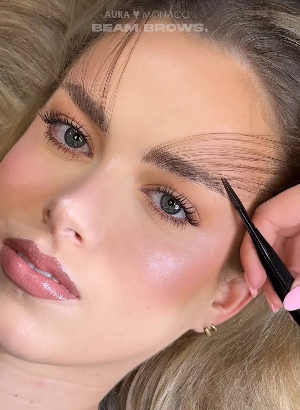 Lash lifting i vč. barvení či úprava obočí nebo prodloužení řas