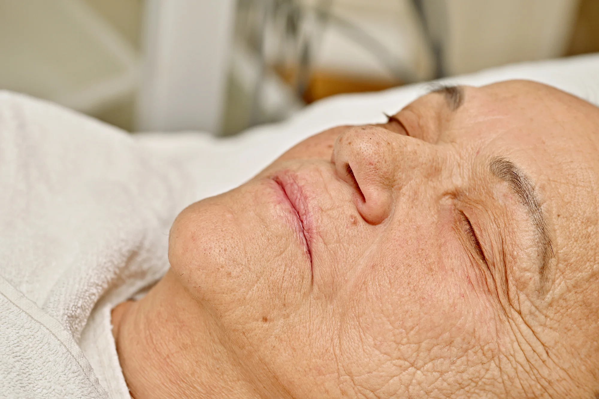 Omládněte o pár let: neinvazivní účinný lifting CPT Thermage nebo EMfacelift