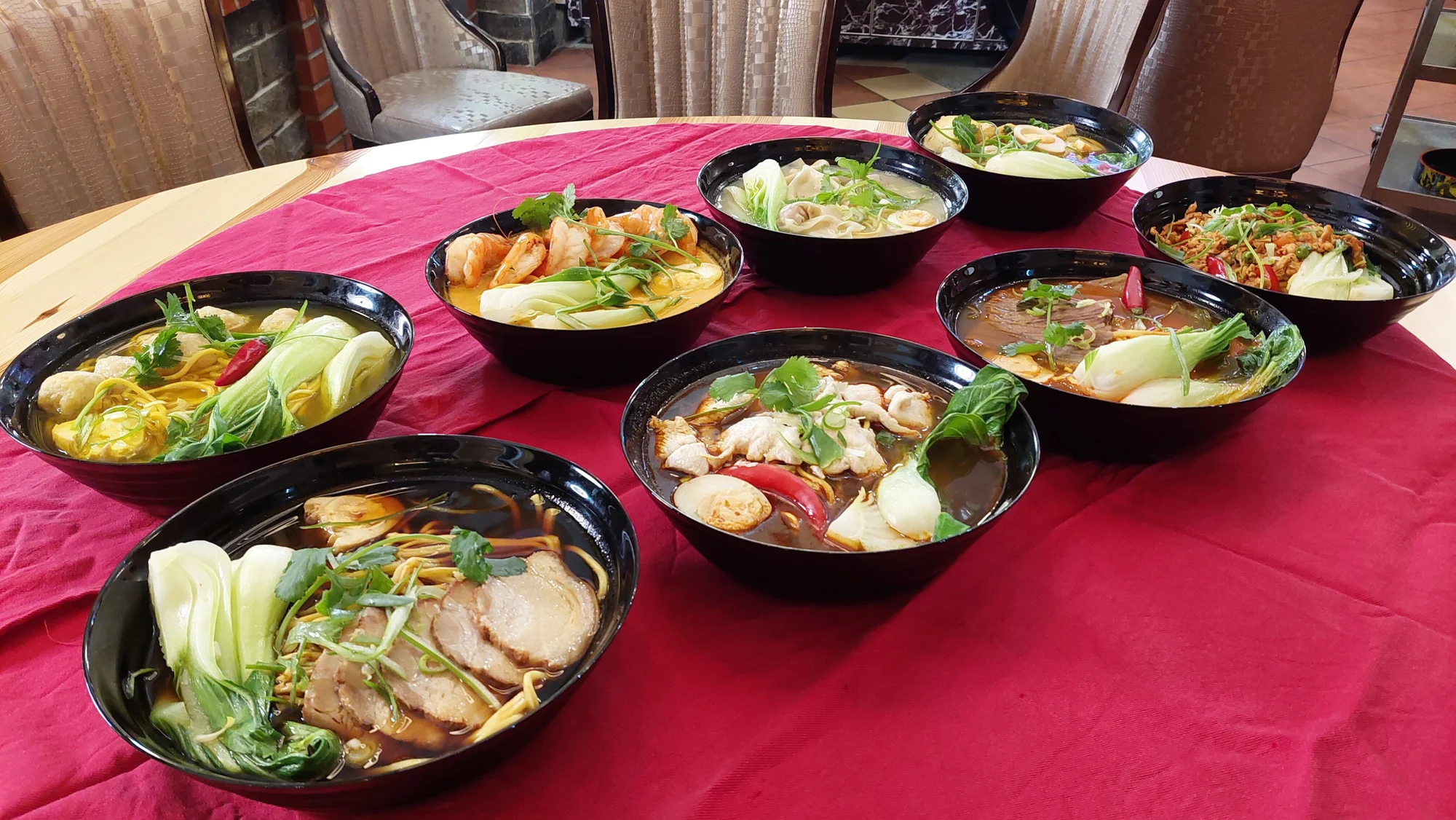 Ramen dle výběru pro jednoho či dva: s tofu, kuřecím i hovězím či mořskými plody