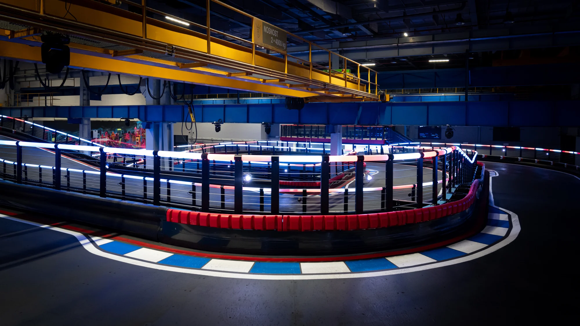 Game of Karts: závod plný akce, volant jako ve formuli a soupeř v zaměřovači