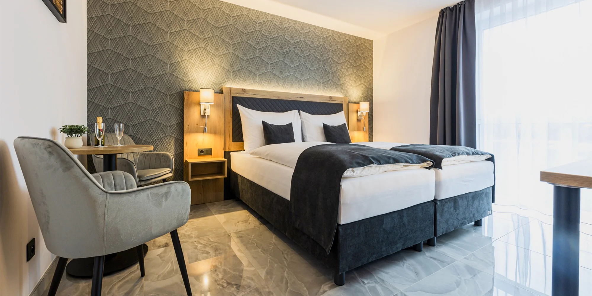 Pobyt v Brandýse nad Labem: moderní hotel i včetně snídaní na pokoj
