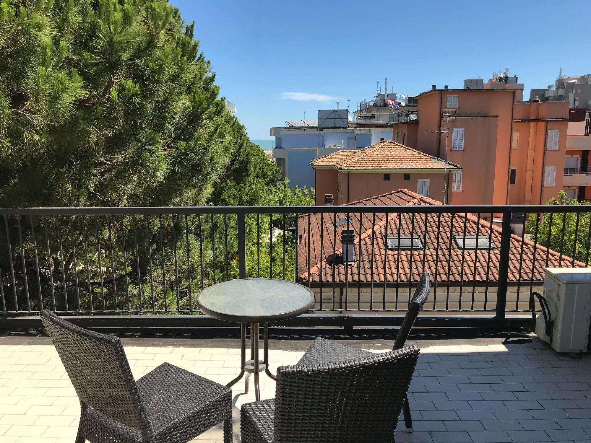 3* hotel v Rimini u moře: snídaně, polopenze či plná penze