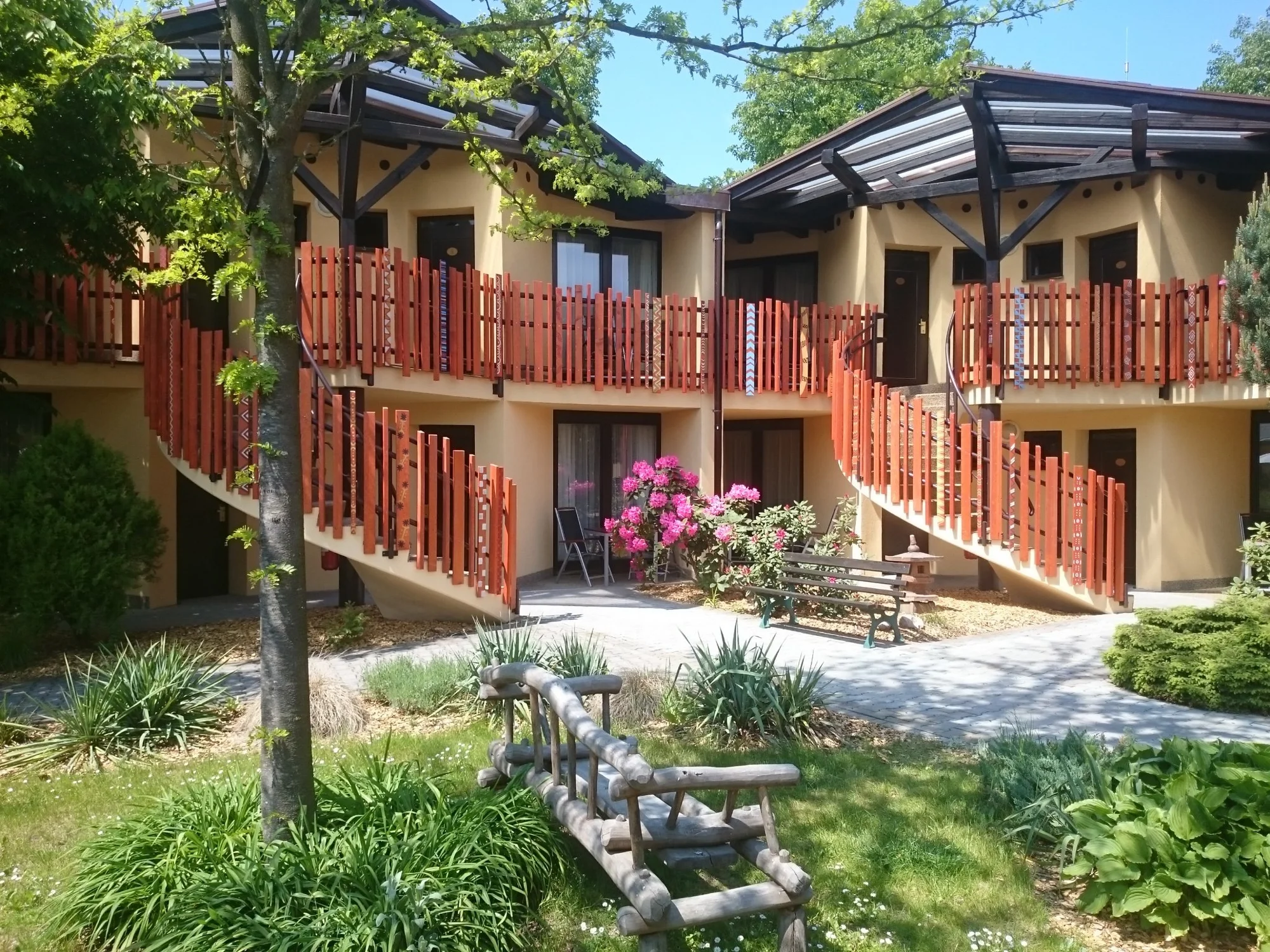 Afrika ve Dvoře Králové: 4* hotel v Safari Parku se snídaní a vstupem do safari