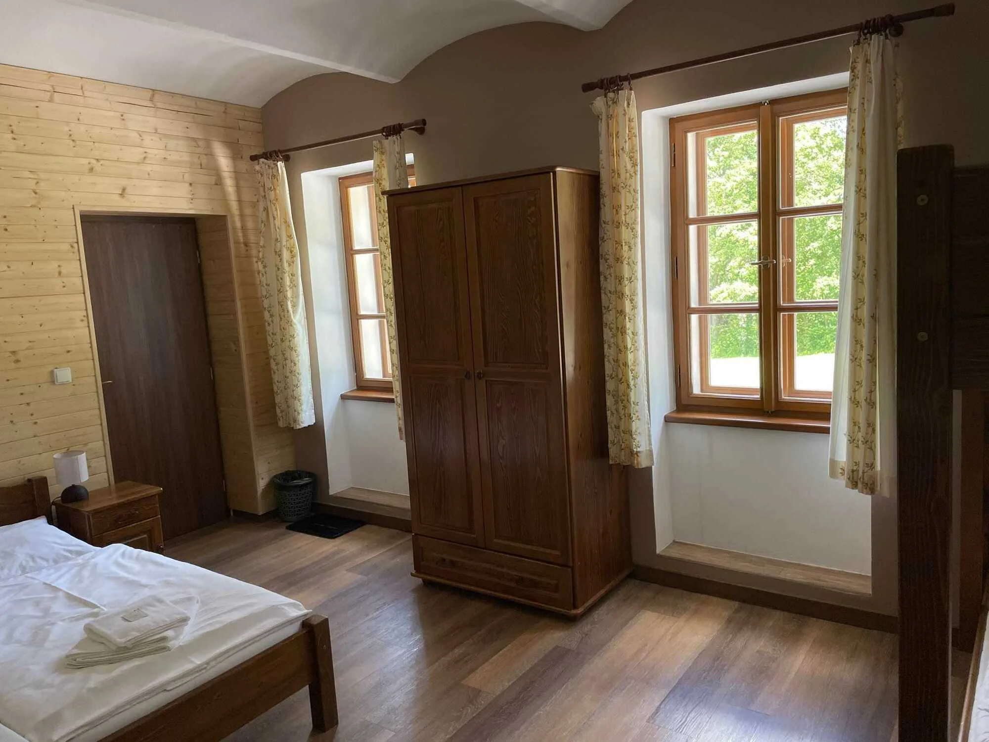 Venkovská idyla v rodinném penzionu v Babiččině údolí: snídaně i privátní wellness