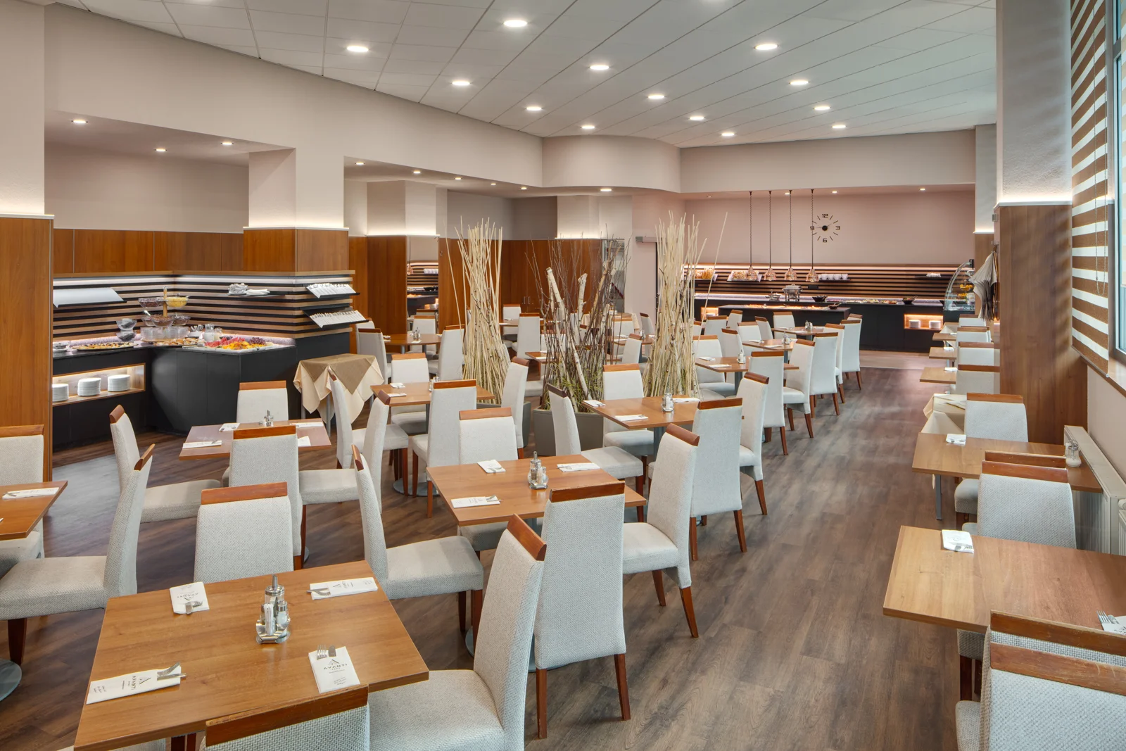 Sami nebo v páru či s rodinou do Brna: hotel se střešním wellness, snídaně i večeře