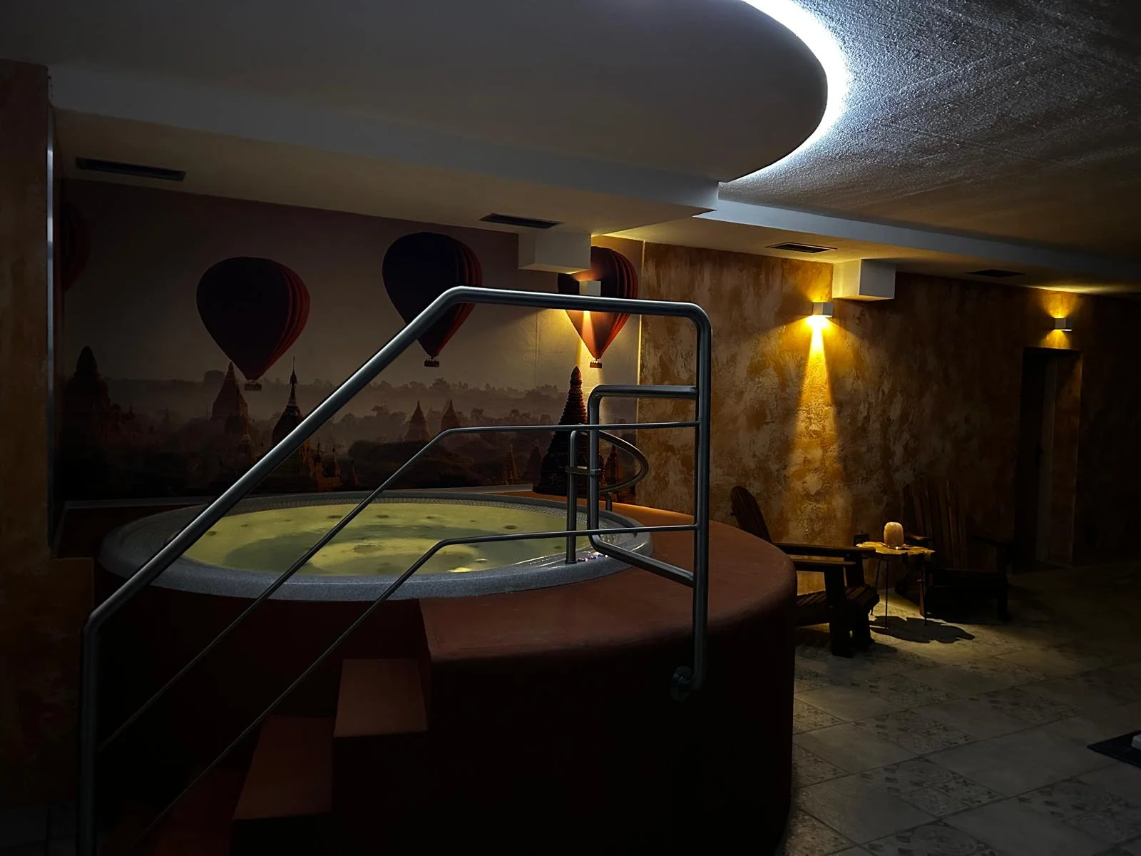 Romantika i doplnění energie: privátní sauna a vířivka pro dva i celou rodinu