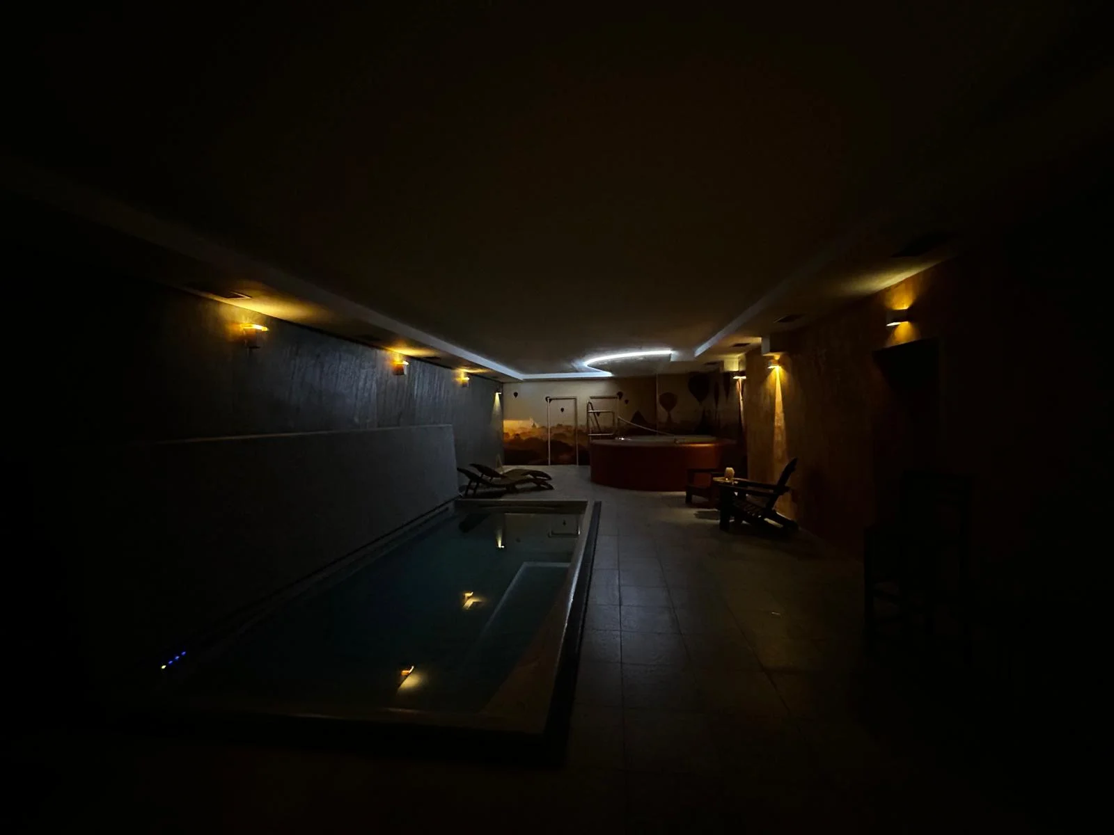 Romantika i doplnění energie: privátní sauna a vířivka pro dva i celou rodinu