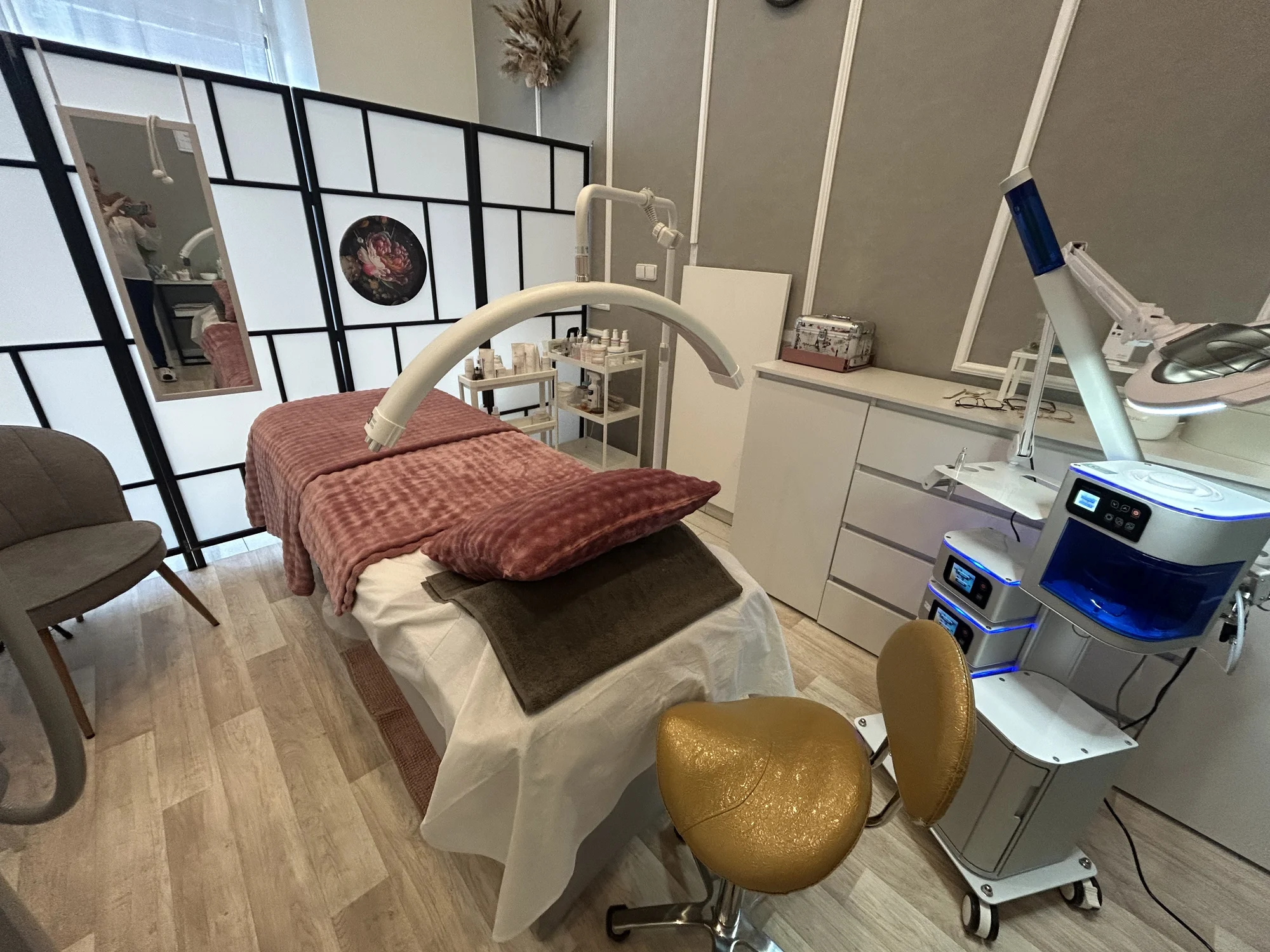 Účinná laserová epilace: nohy, ruce, záda i bikiny či Brazílie