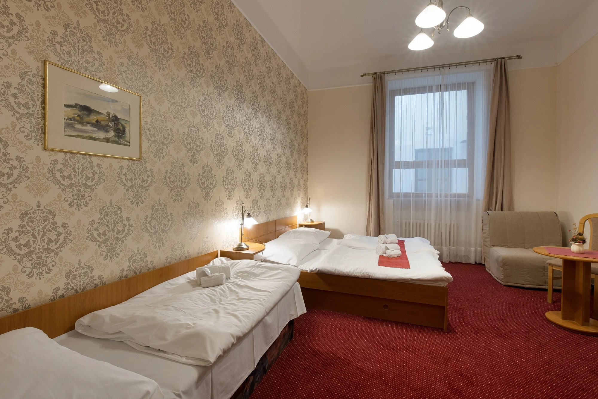Pobyt v Telči v hotelu na náměstí: všední dny i víkendy, polopenze, víno i káva