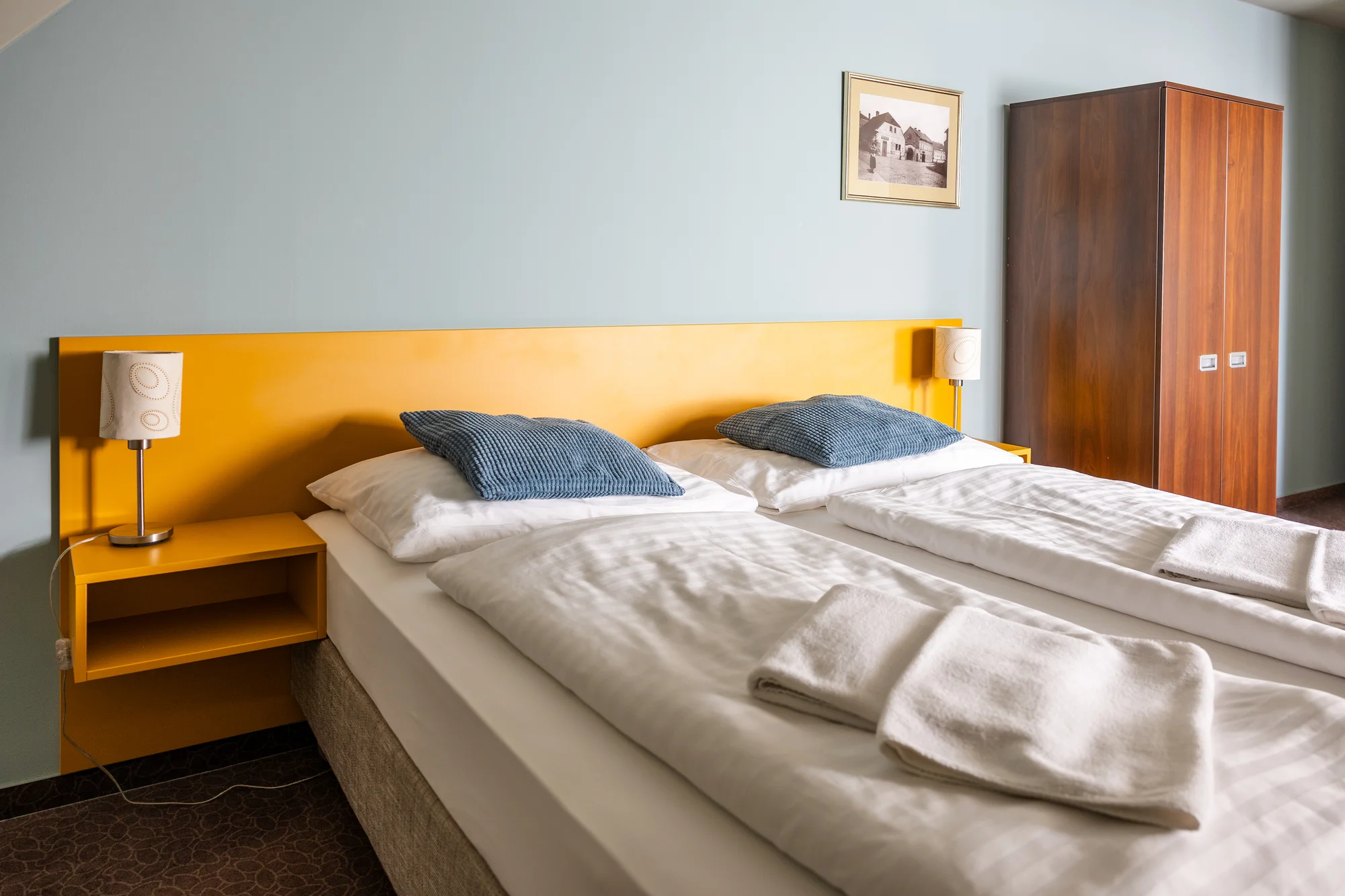 Český ráj to na pohled: hotel v historickém centru Mladé Boleslavi, snídaně, výlety