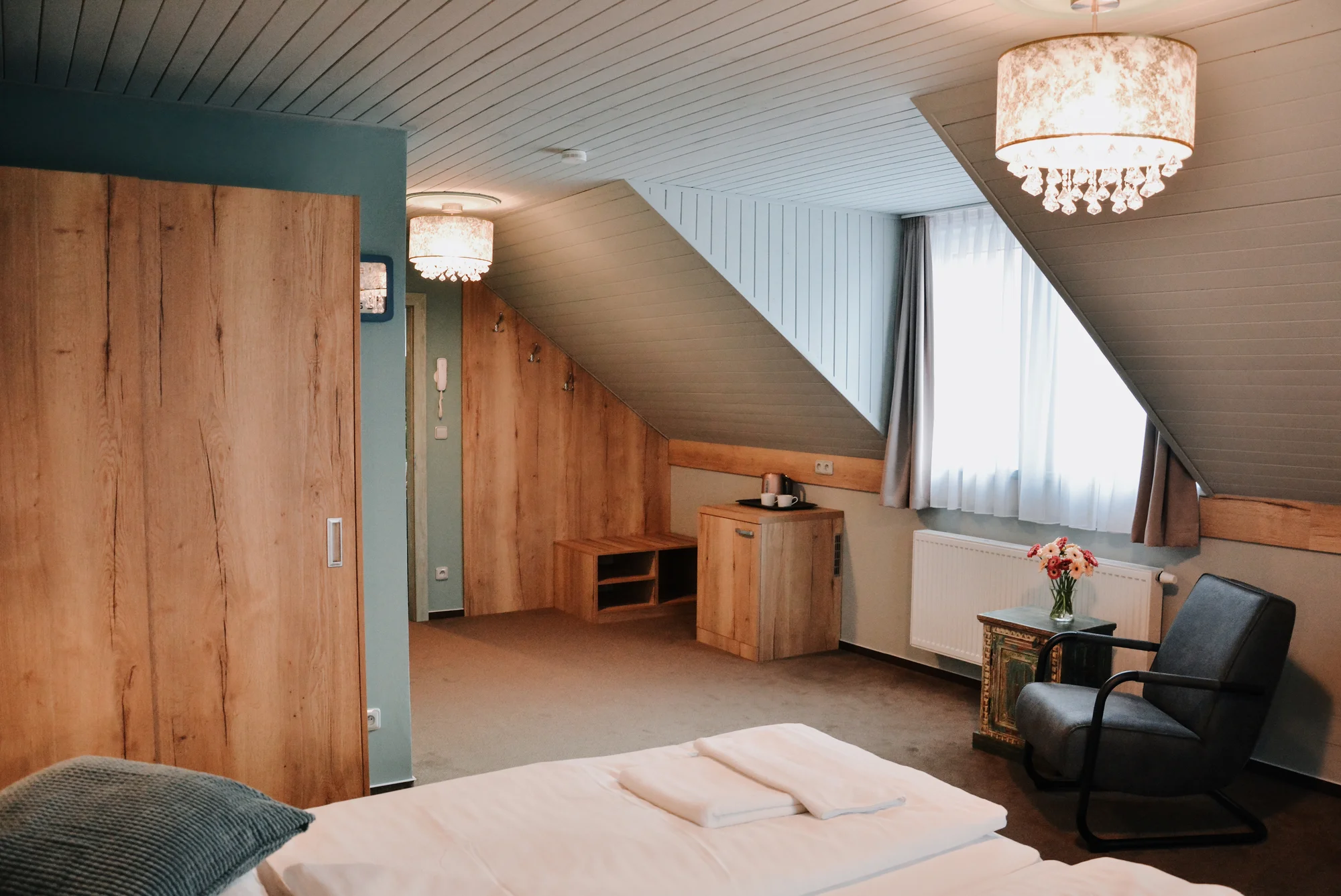Český ráj to na pohled: hotel v historickém centru Mladé Boleslavi, snídaně, výlety