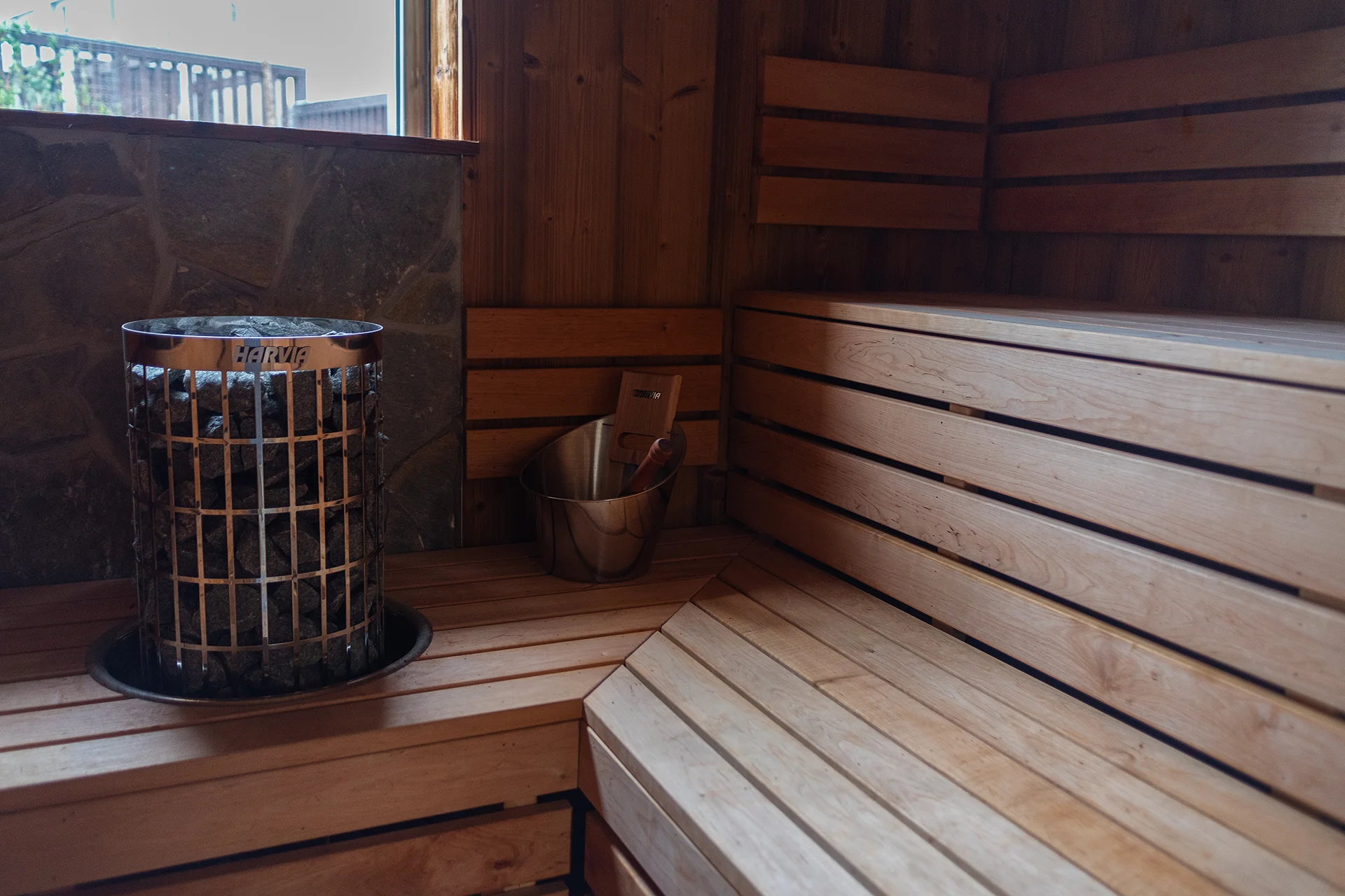 120 min. v privátním wellness pro 2-4 osoby: finská sauna i venkovní vířivka