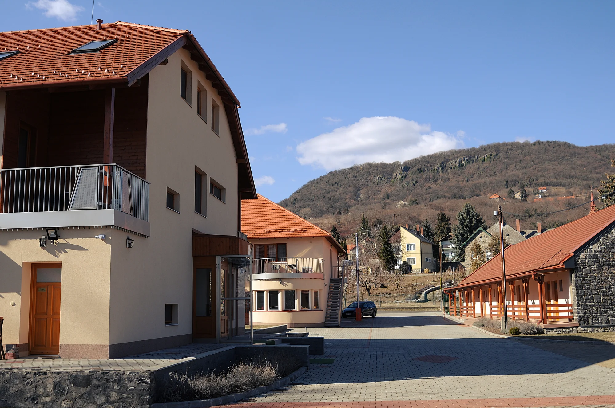 Relax u Balatonu: hotel, wellness, snídaně a výlety po vinařské oblasti