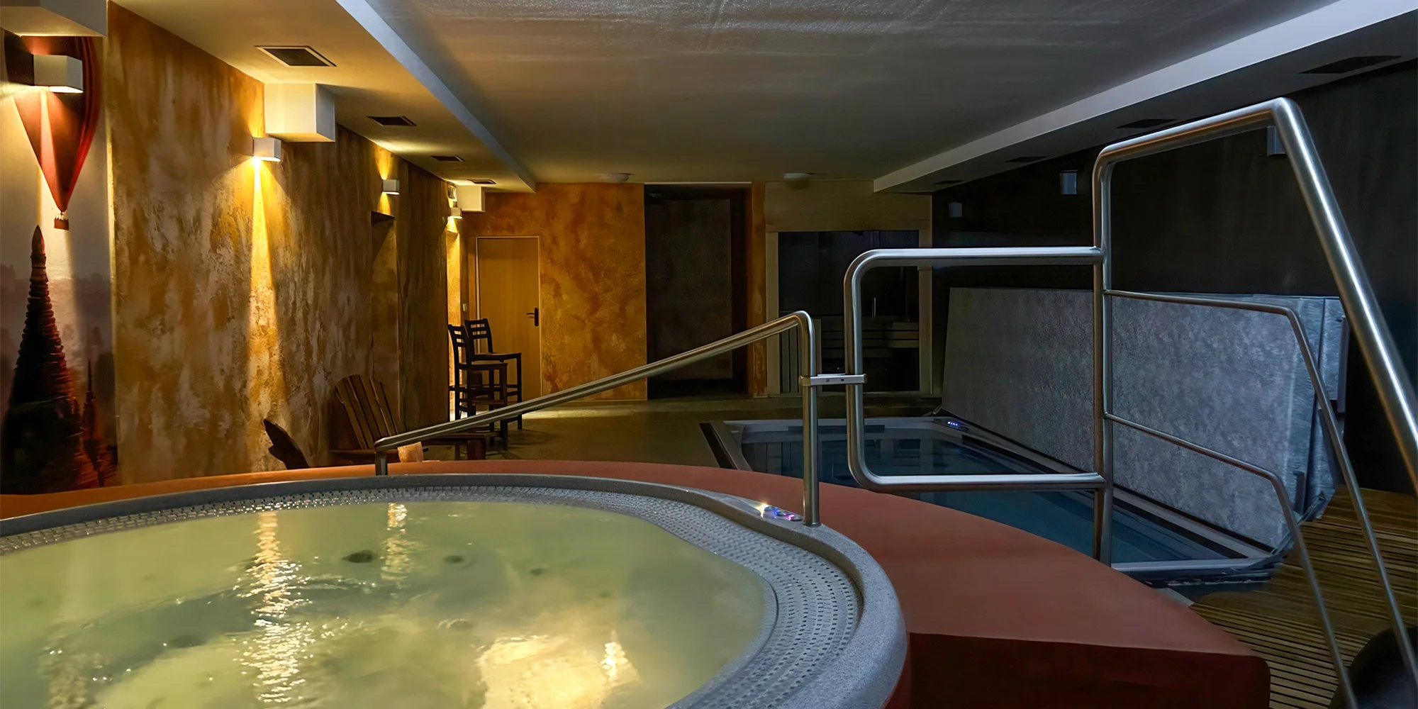Romantika i doplnění energie: privátní sauna a vířivka pro dva i celou rodinu
