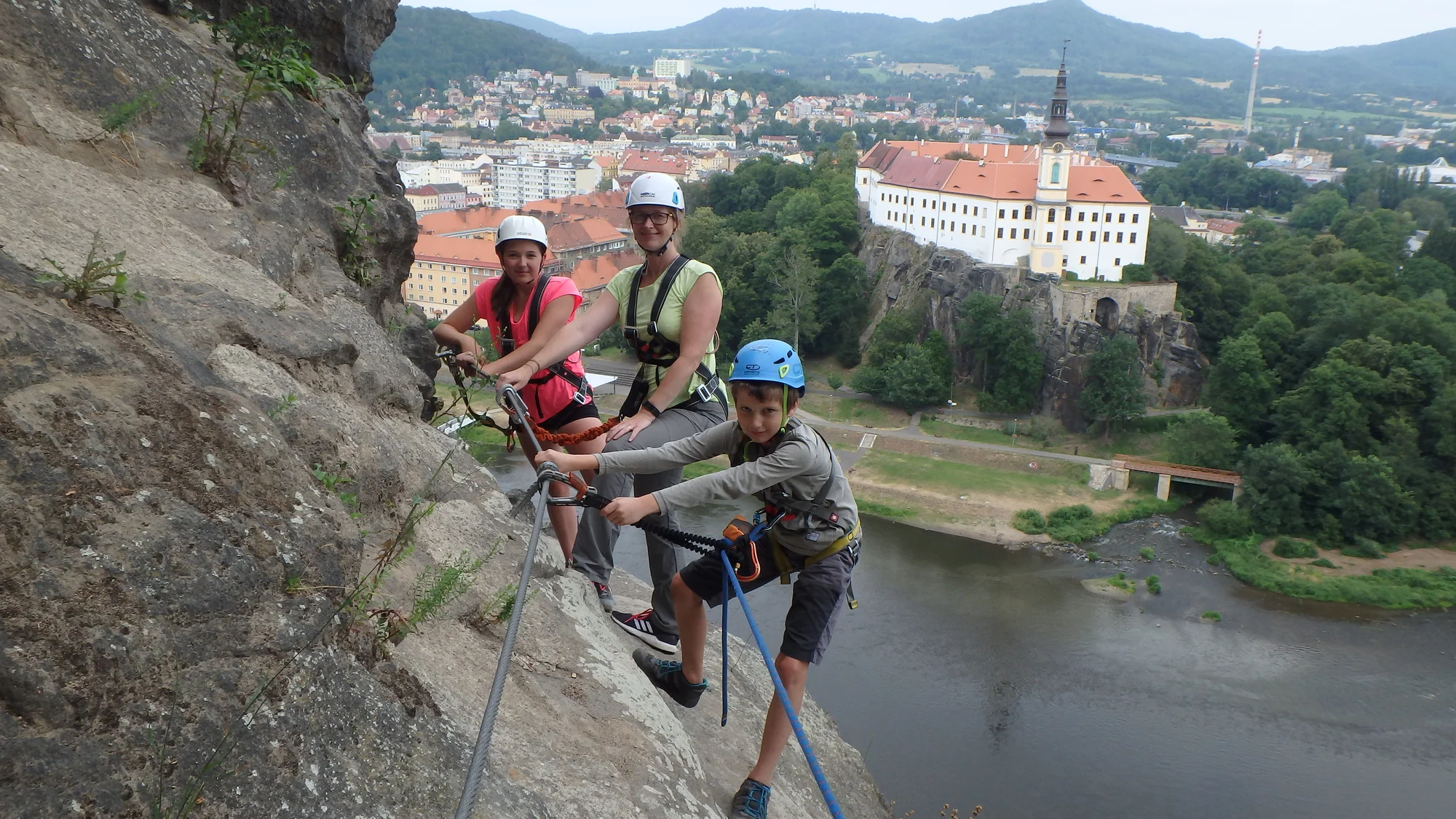 Skupinová via ferrata v Děčíně či v Saském Švýcarsku pro 1 nebo 3 osoby