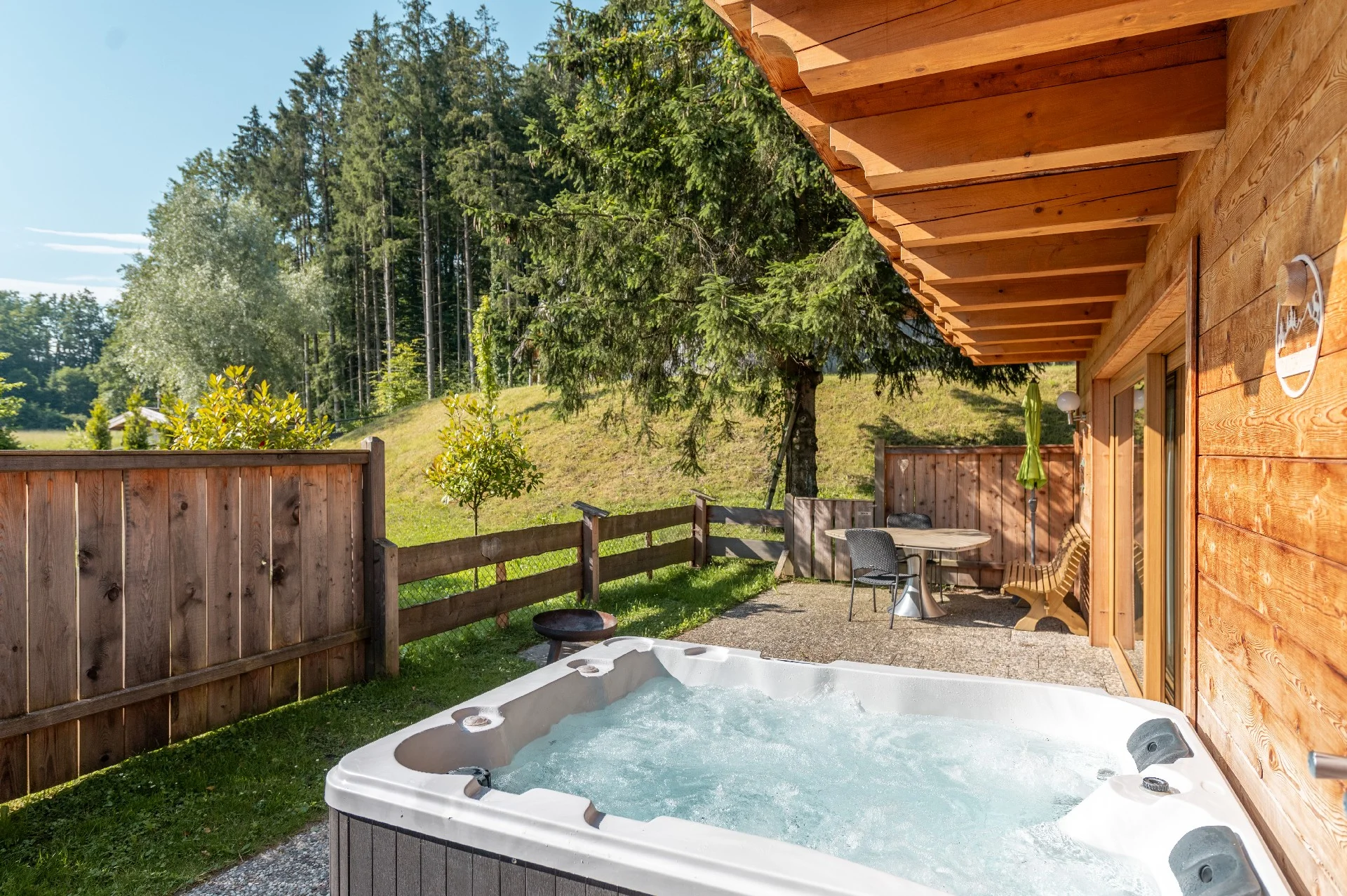 Německo pro dva i rodinu: chalet s privátním i veřejným wellness a snídaně