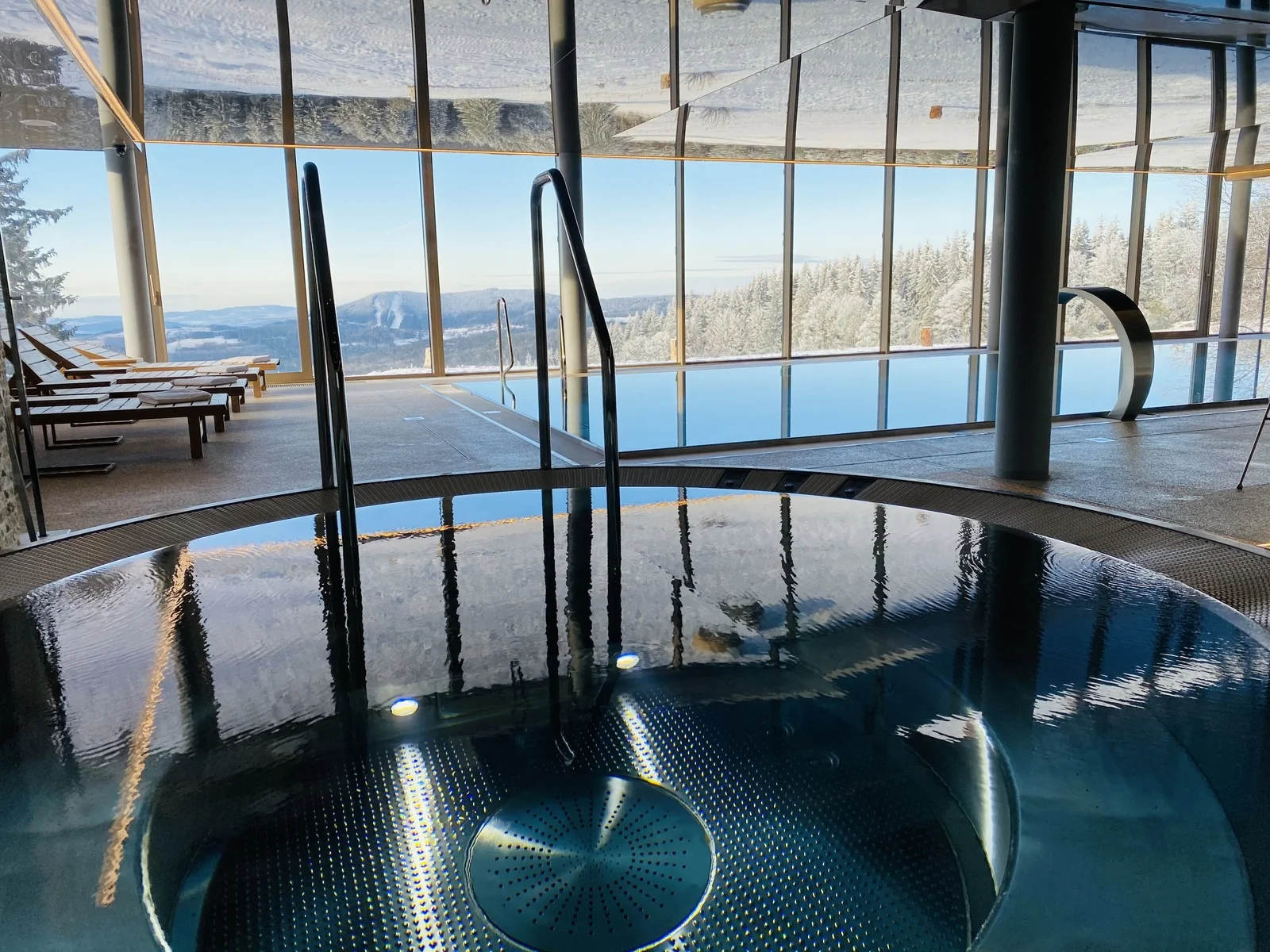 Horský hotel u Pece pod Sněžkou: snídaně či polopenze a 90 min. wellness
