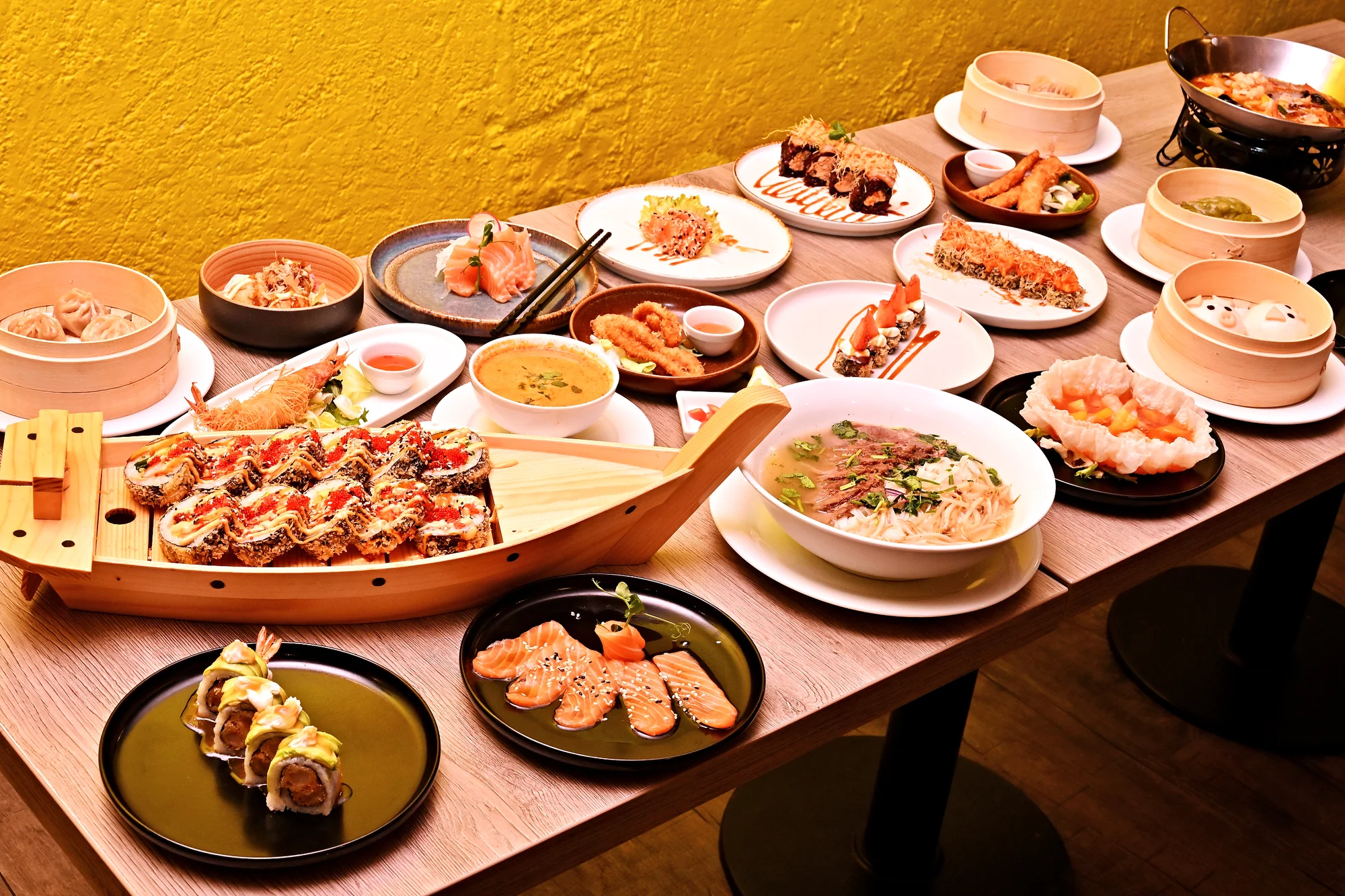 Otevřené vouchery na jídlo i nápoje do restaurace KOKO SUSHI: 300–1500 Kč