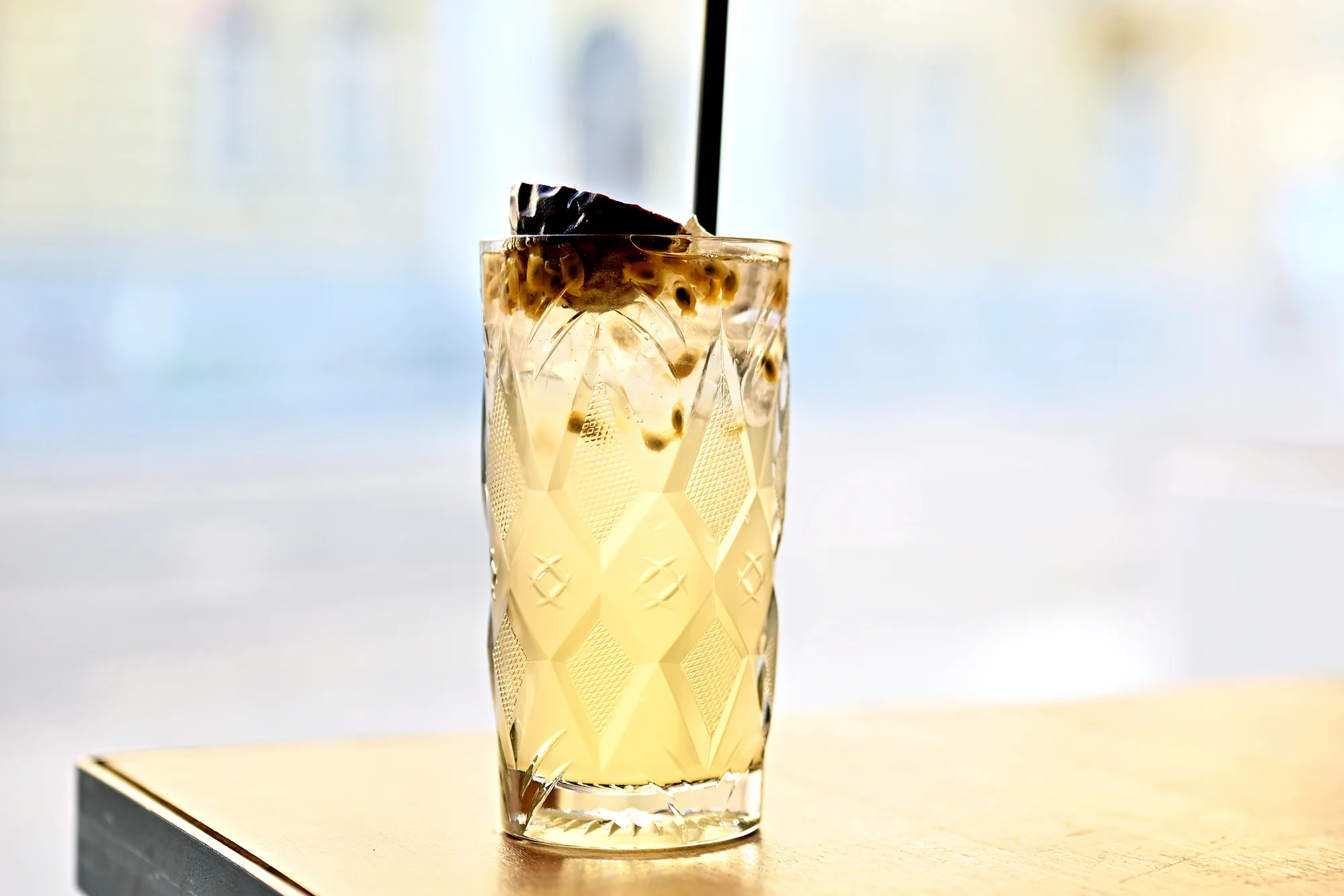 Limonády, koktejly a poke bowl s shishou či asijské menu pro dva na Vinohradech