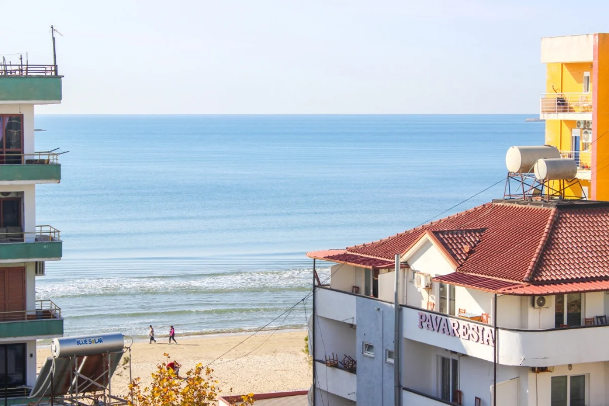 Albánie letecky: 4* apartmán přímo u pláže, letovisko Drač, fakultativní výlety