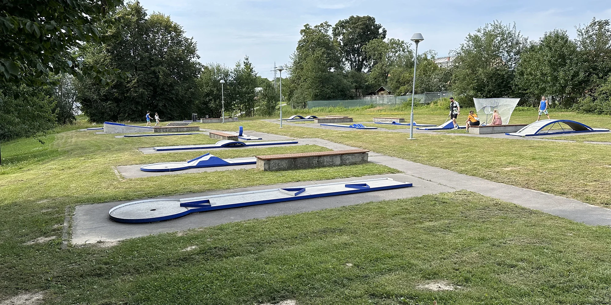Minigolf pro dva, čtyřčlennou rodinu i partu 10 lidí: časově neomezená hra
