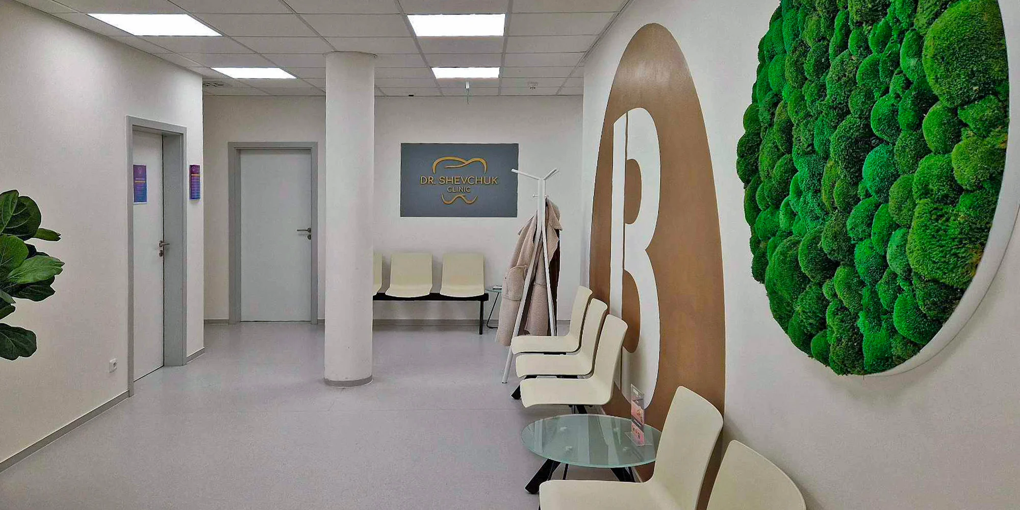 Zářivý úsměv: dentální hygiena pro dospělé i vč. airflow či bělení