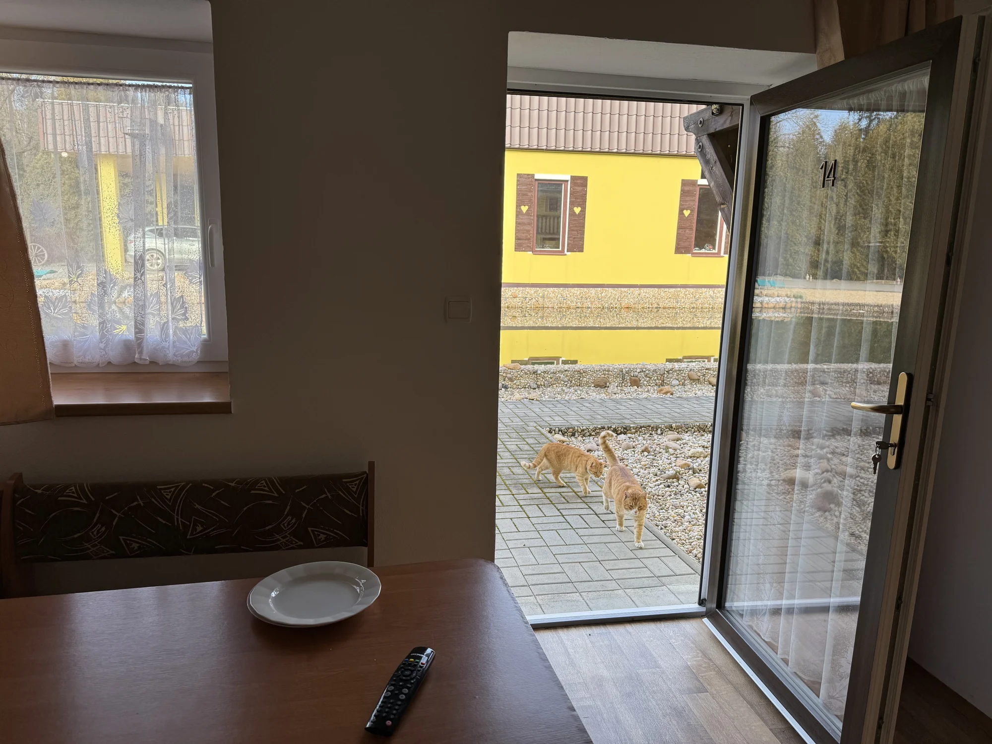 Jihočeský venkov pro páry i rodiny: apartmány s kuchyňkou a herna, 30 km od Třeboně