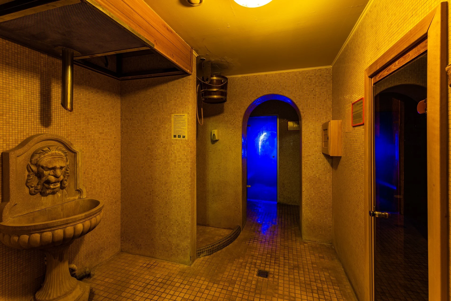 Relax u Ostřihomi: polopenze, wellness s bazény a saunami, Xbox herna i welcome drink