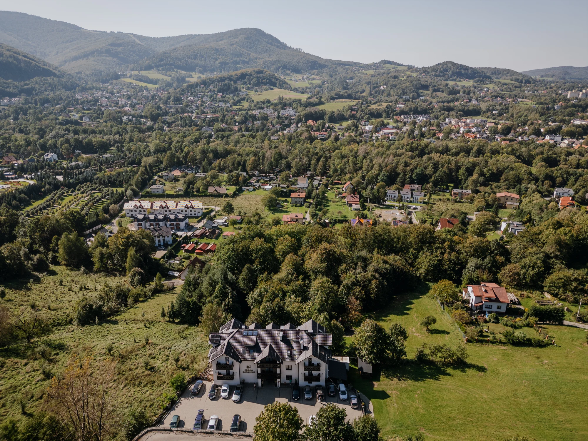 Pobyt v polské Ustroni: pokoj s výhledem na hory nebo apartmán, snídaně či polopenze, wellness i privátně