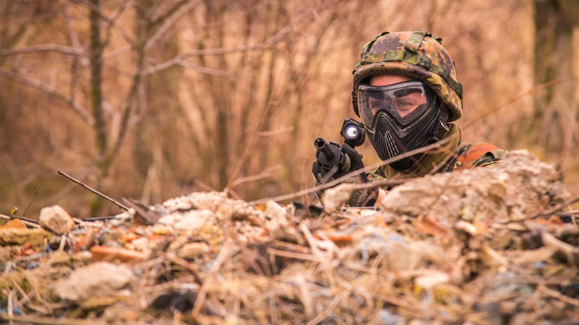 Paintball v areálu o rozloze 6000 m2: akční hra plná taktiky a adrenalinu