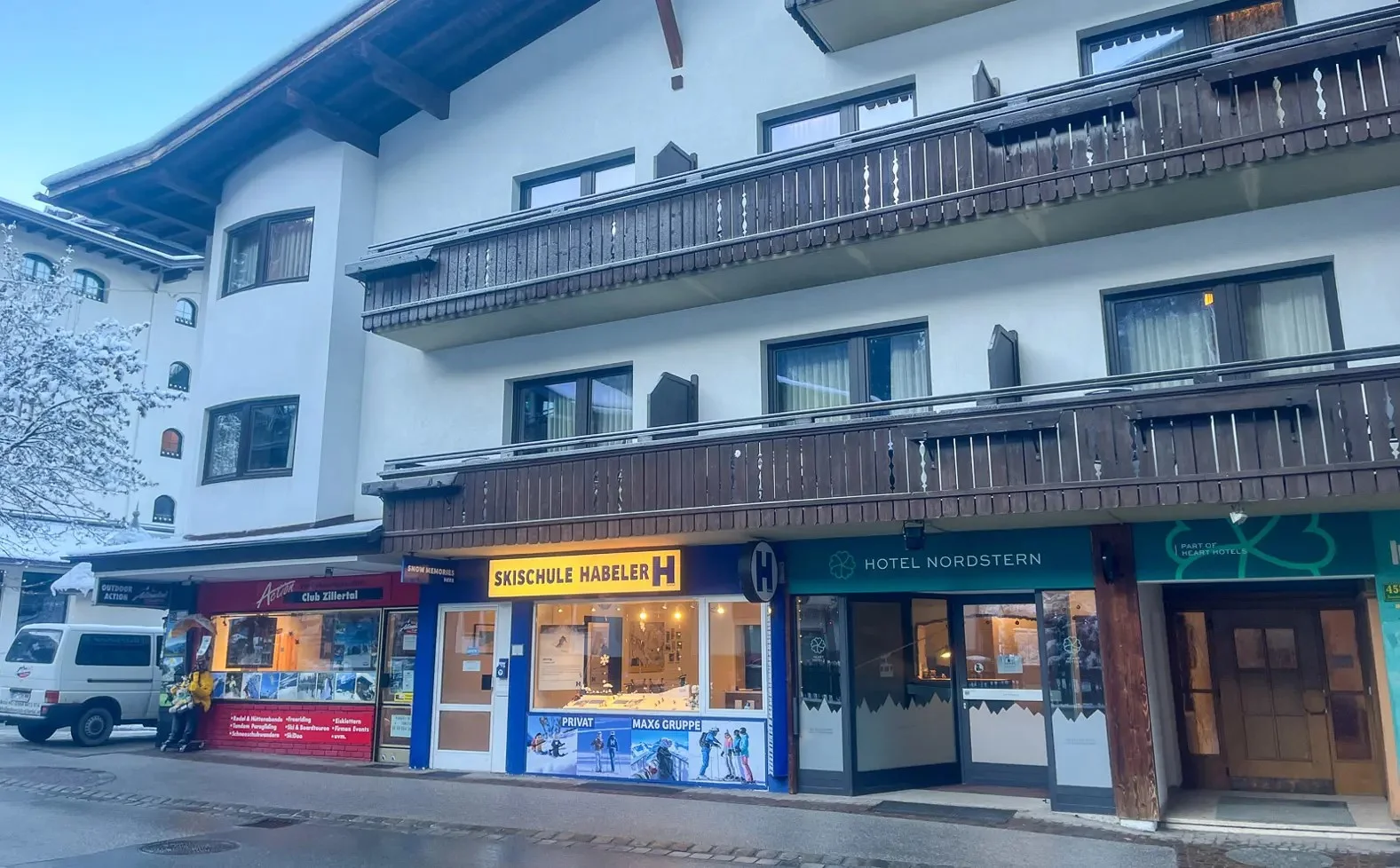 Dovolená v Mayrhofenu v Zillertalských Alpách: 3* hotel v Zillertalu, snídaně i výlety