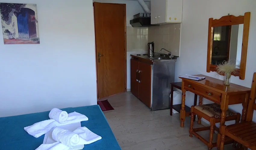 Letecký zájezd na Lefkadu: studia u oblázkové pláže, 10 minut od centra letoviska