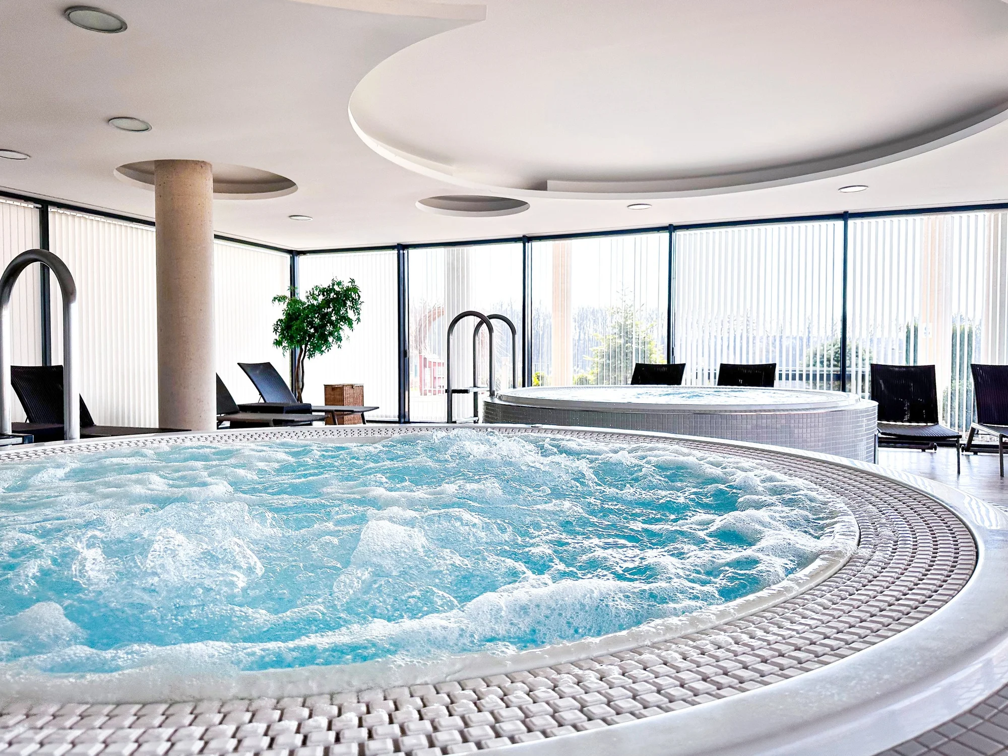 Luxusní hotel ve Velichovkách: bohaté snídaně, neomezený wellness i sport