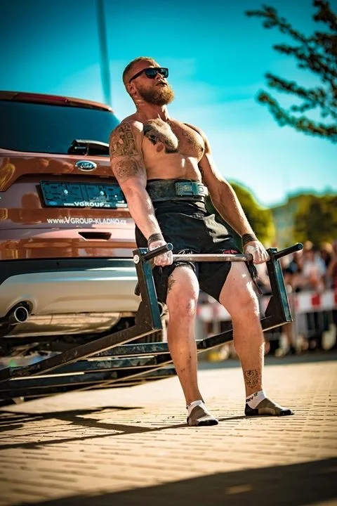 Až 5 soukromých silových tréninků se strongmanem Jirkou Tkadlčíkem