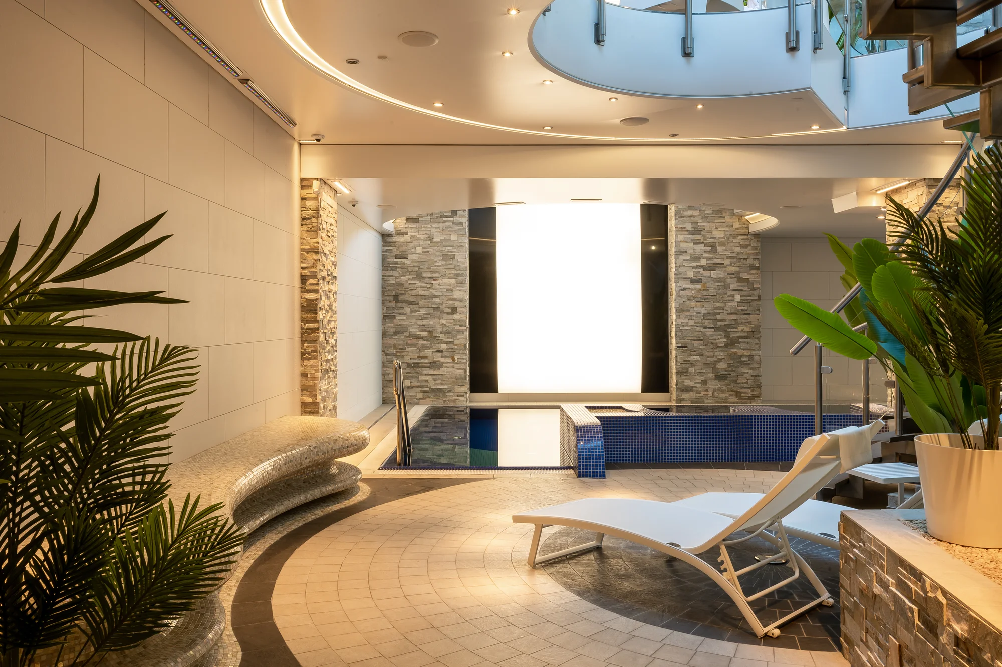 Luxusní dovolená v polských Krkonoších: adults only hotel se snídaní nebo polopenzí, neomezený wellness