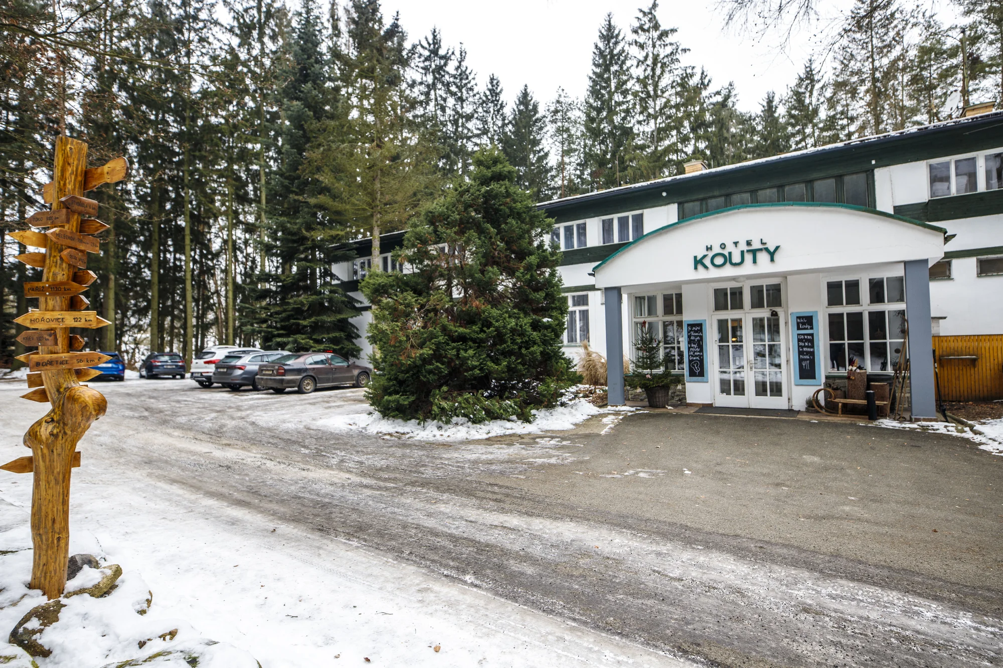 Pobyt v Posázaví: hotel uprostřed lesů, s rybníkem, wellness a aktivitami pro celou rodinu