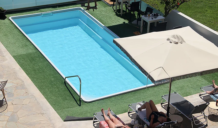 Letecký zájezd na Krétu: aparthotel s bazénem, bez stravy, snídaně i polopenze