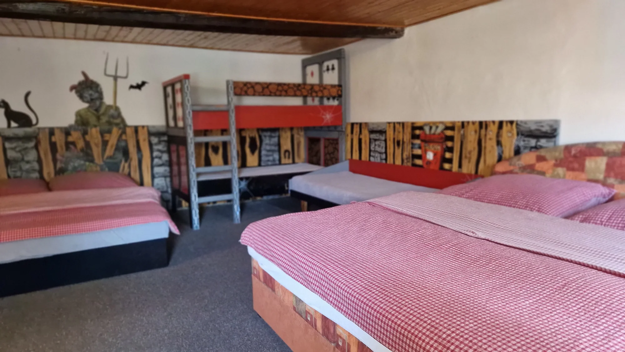 Pobyt v chaloupce pod Peklem Čertovina až pro 7 osob s polopenzí a bazénem