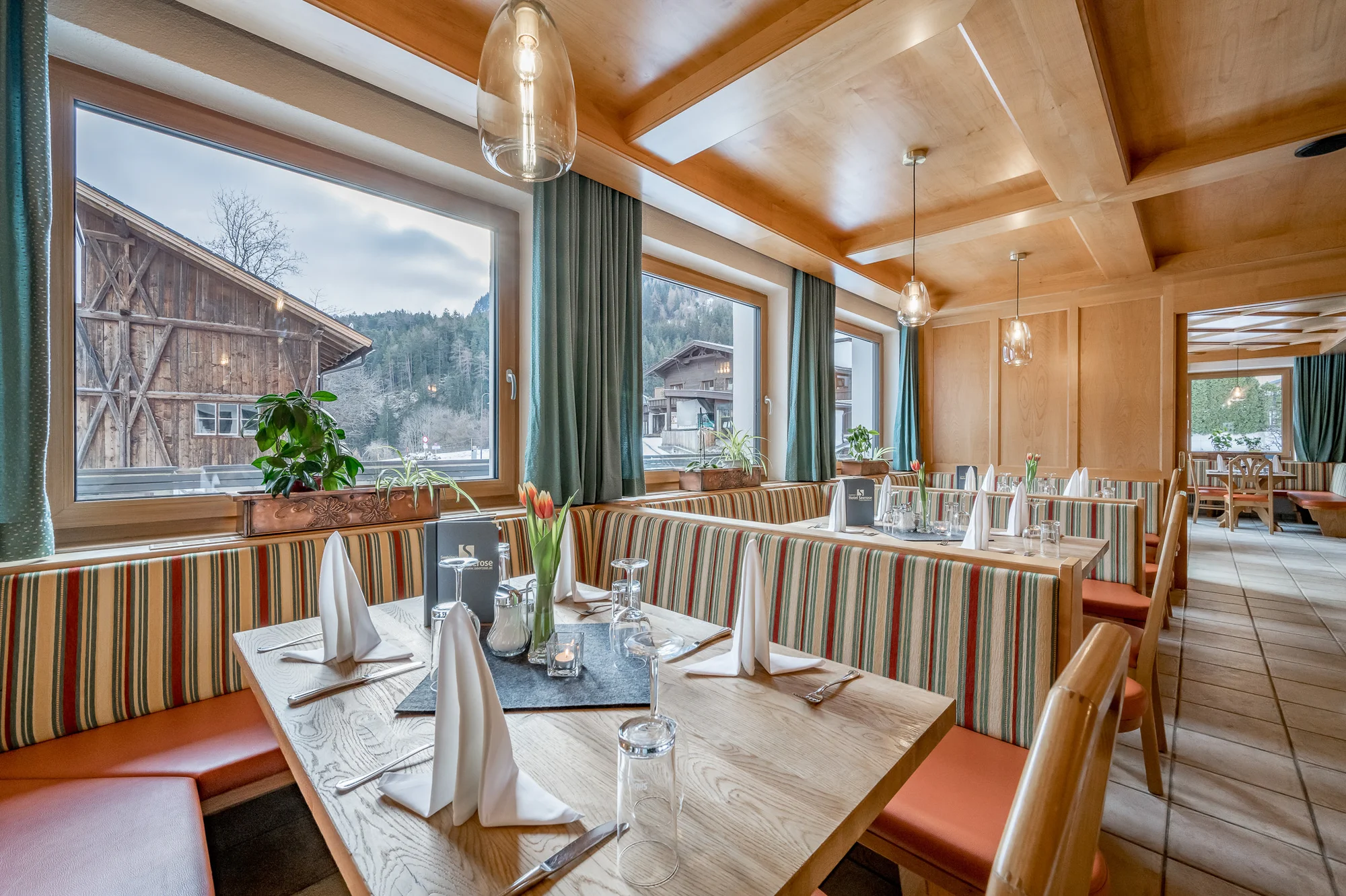 Tyrolský Ötztal: hotel s neomezeným wellness a polopenzí, koupání v horském jezeře