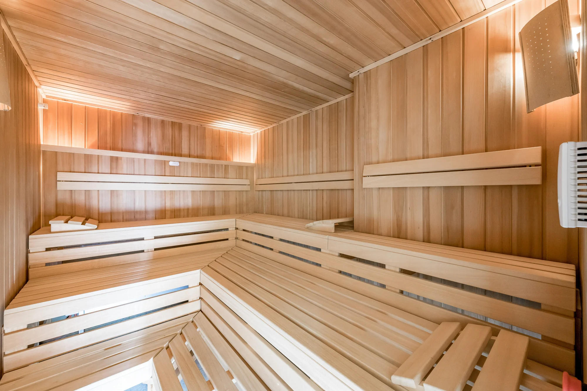 Tyrolský Ötztal: hotel s neomezeným wellness a polopenzí, koupání v horském jezeře