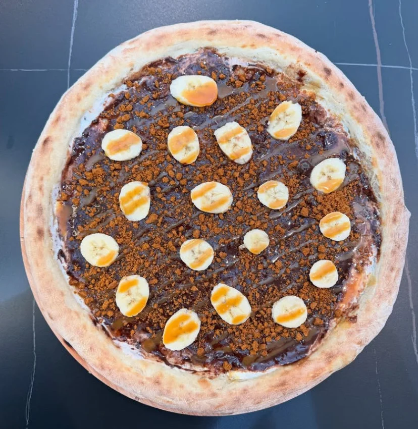Pizza s sebou dle výběru (40 cm), 12 druhů vč. vegetariánských